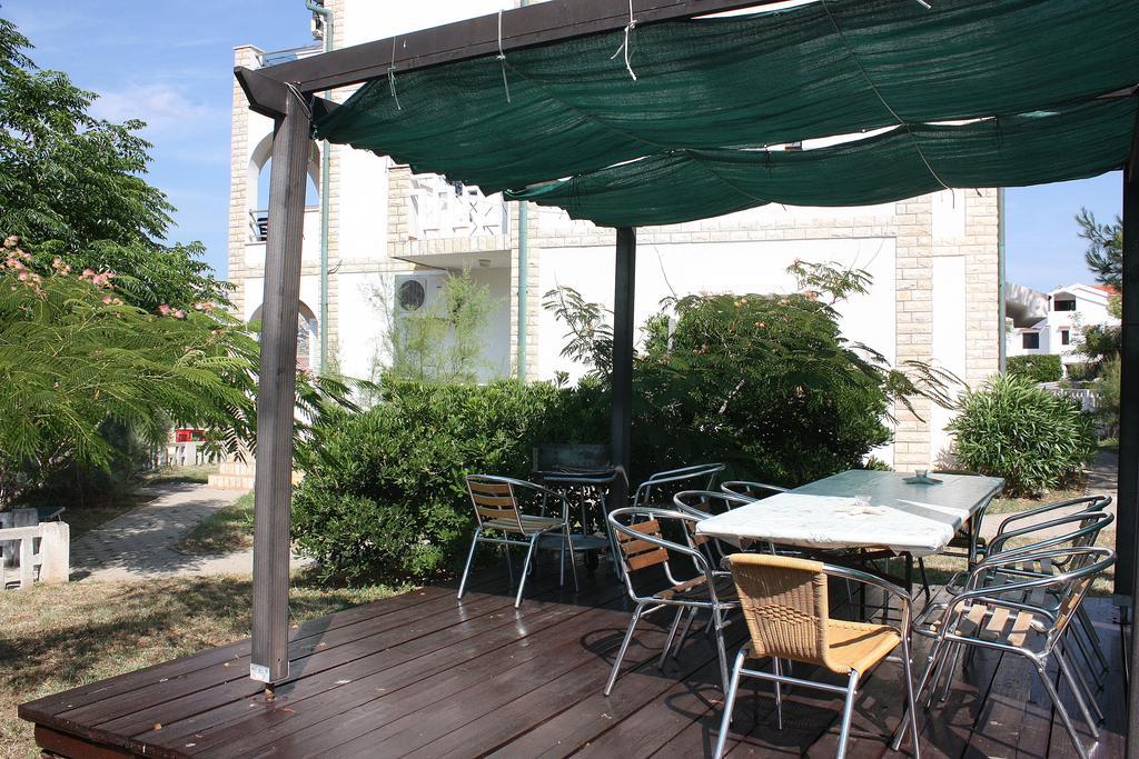 Apartments Tatjana Pag Dış mekan fotoğraf