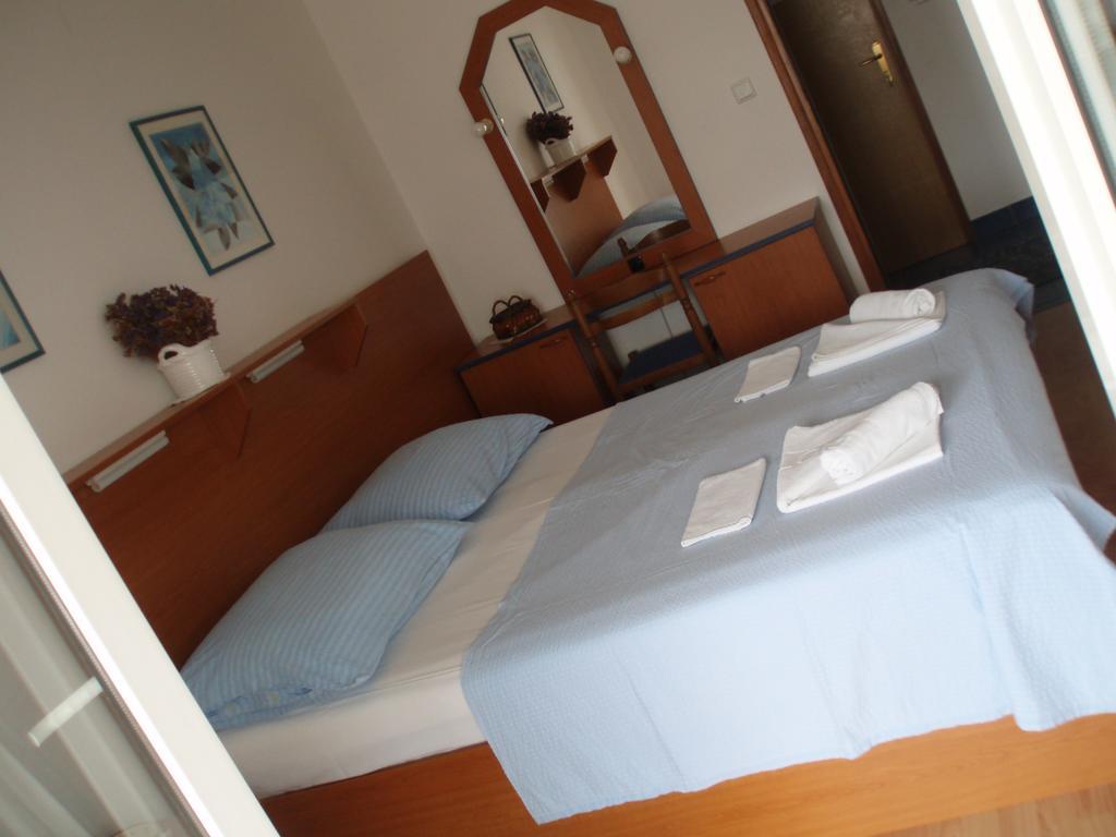 Apartments Tatjana Pag Dış mekan fotoğraf